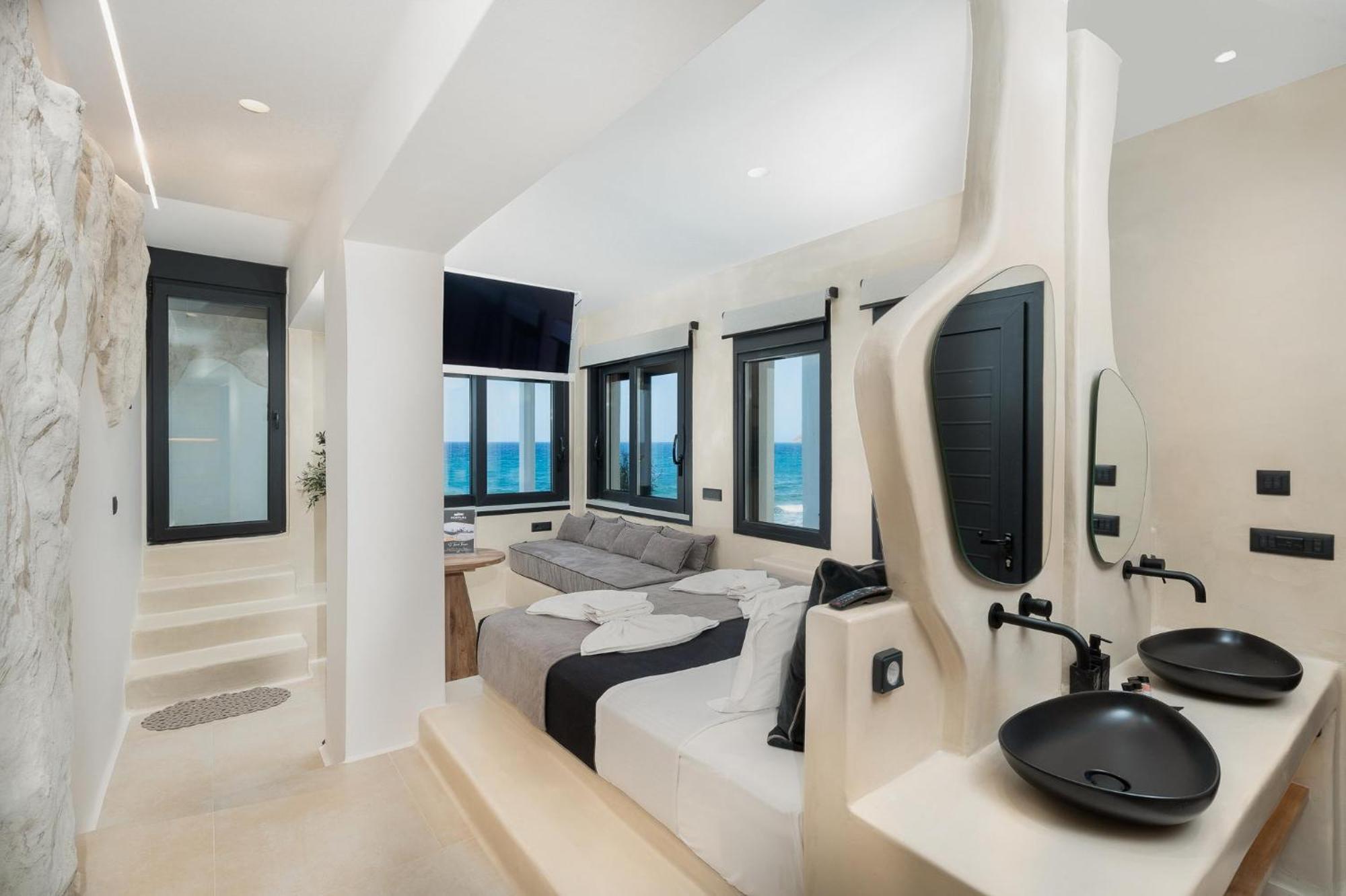 Portara Seaside Luxury Suites Naxos City Bagian luar foto