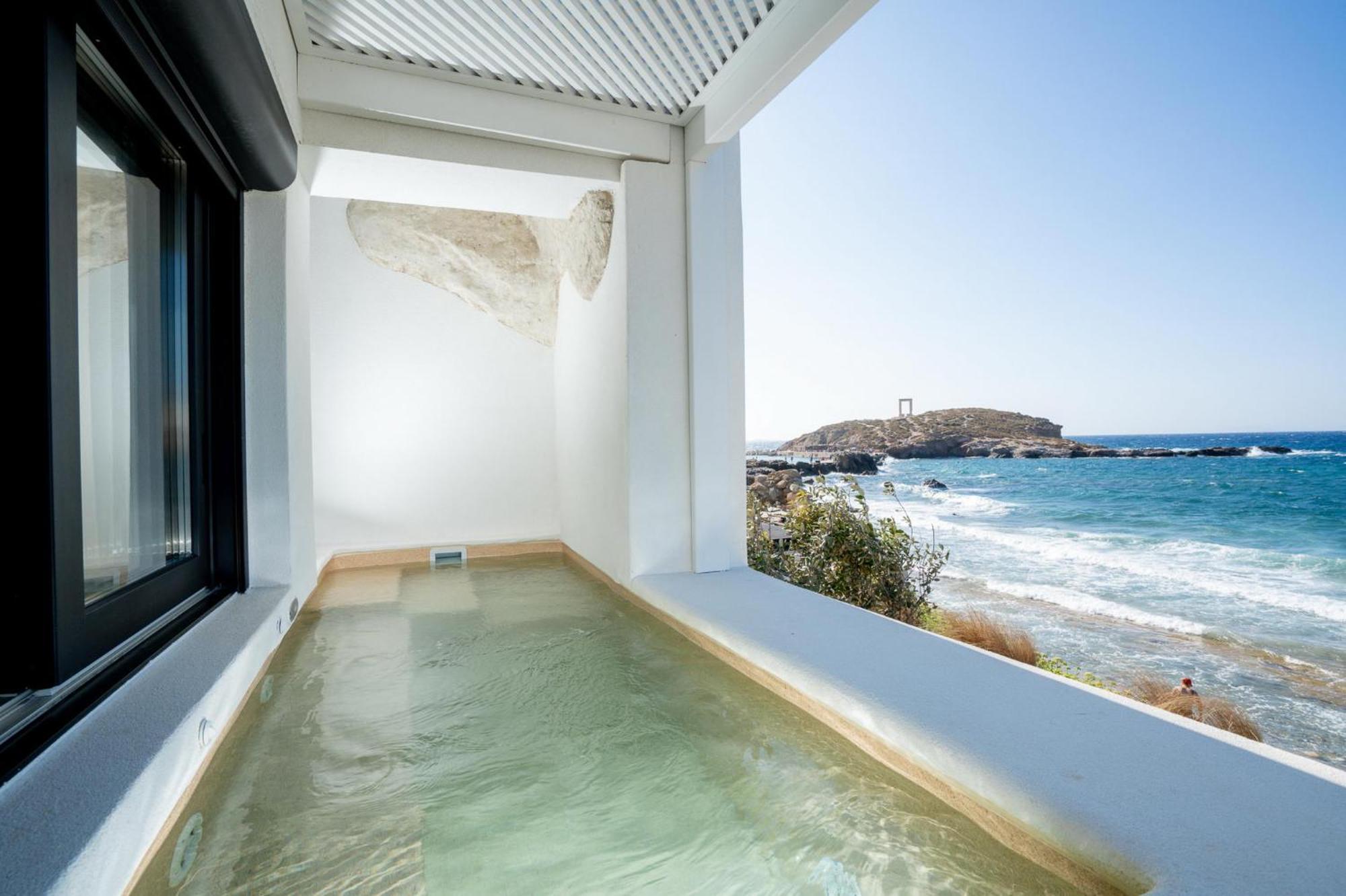 Portara Seaside Luxury Suites Naxos City Bagian luar foto