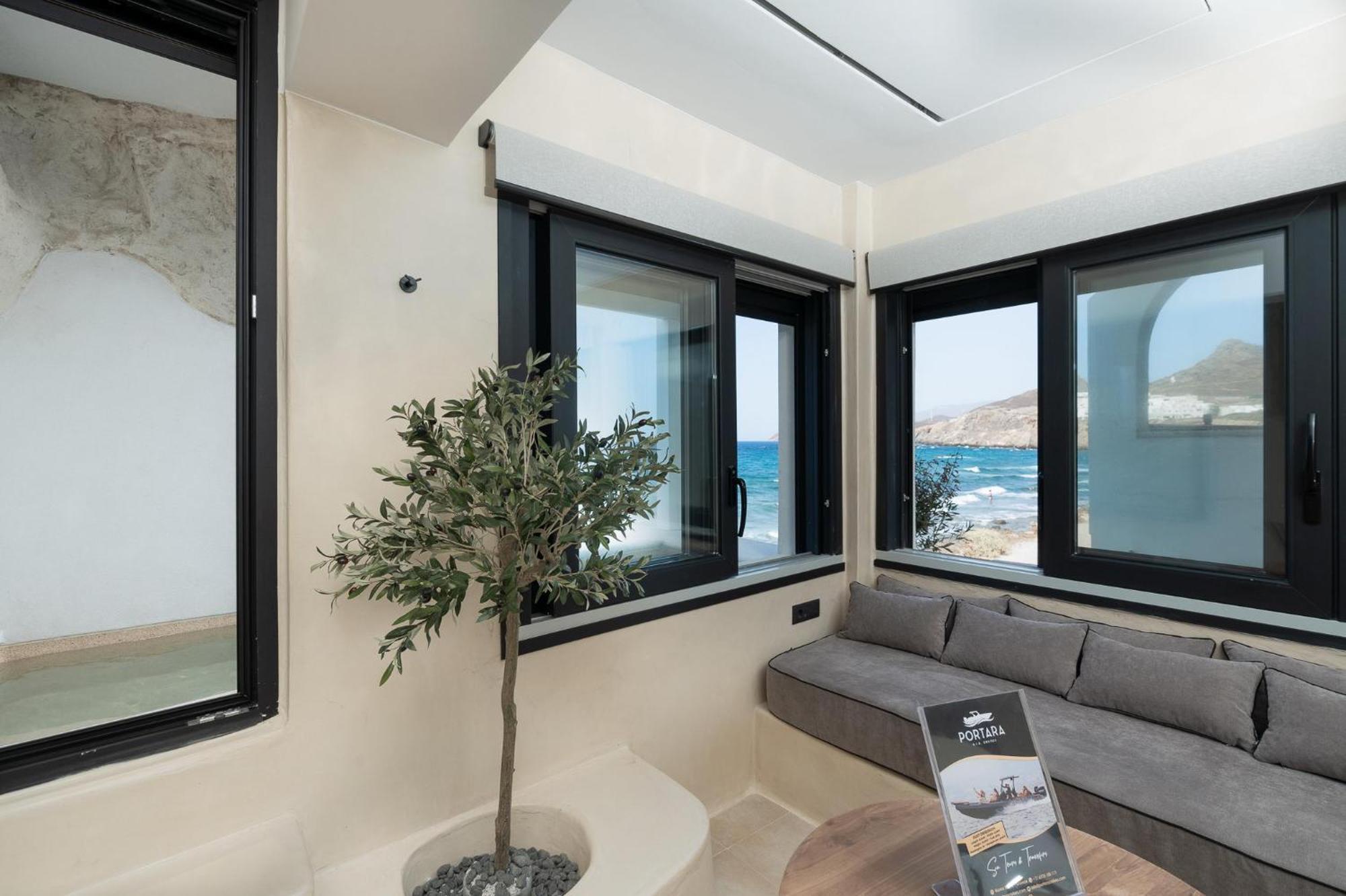 Portara Seaside Luxury Suites Naxos City Bagian luar foto