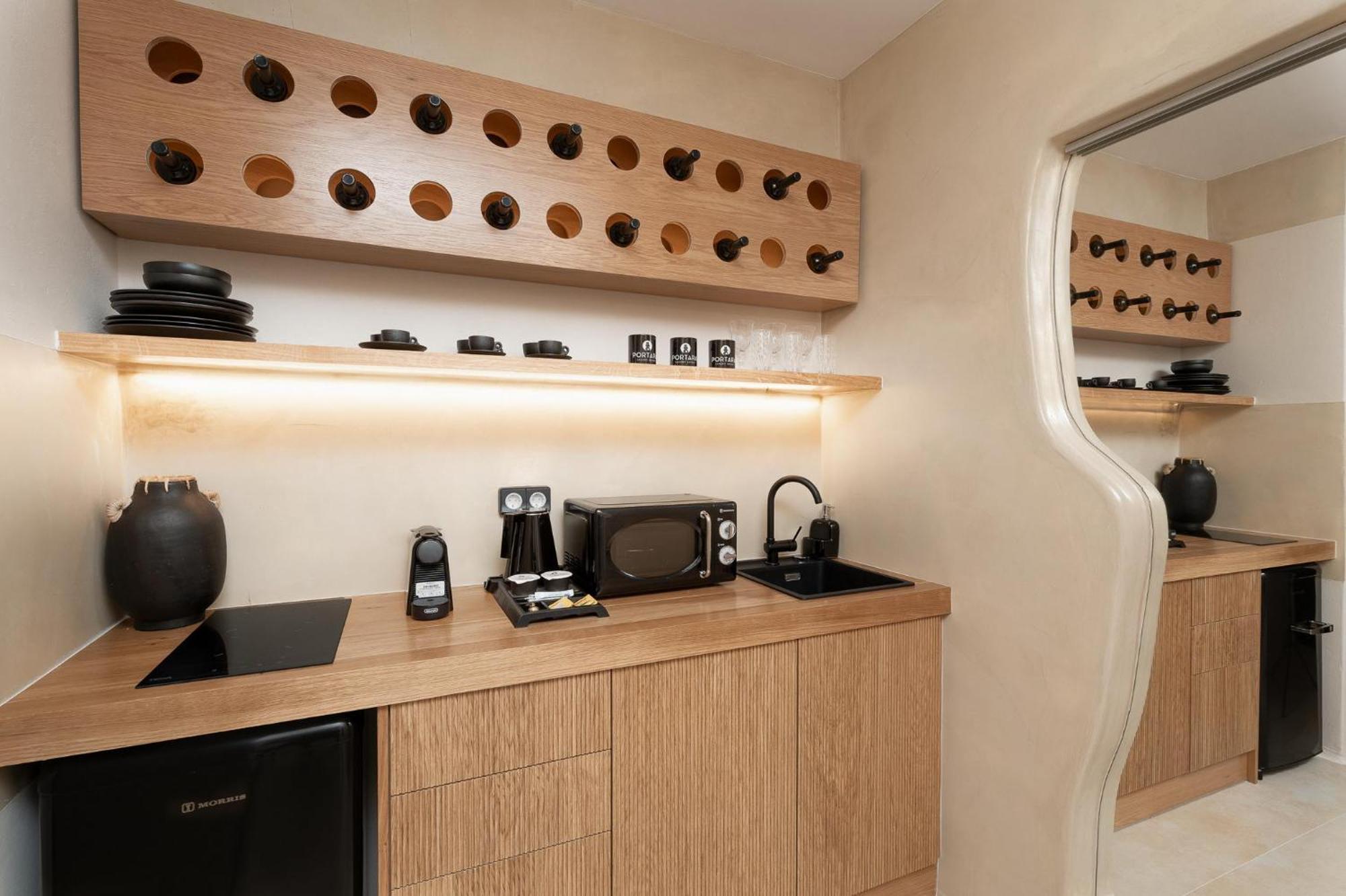 Portara Seaside Luxury Suites Naxos City Bagian luar foto