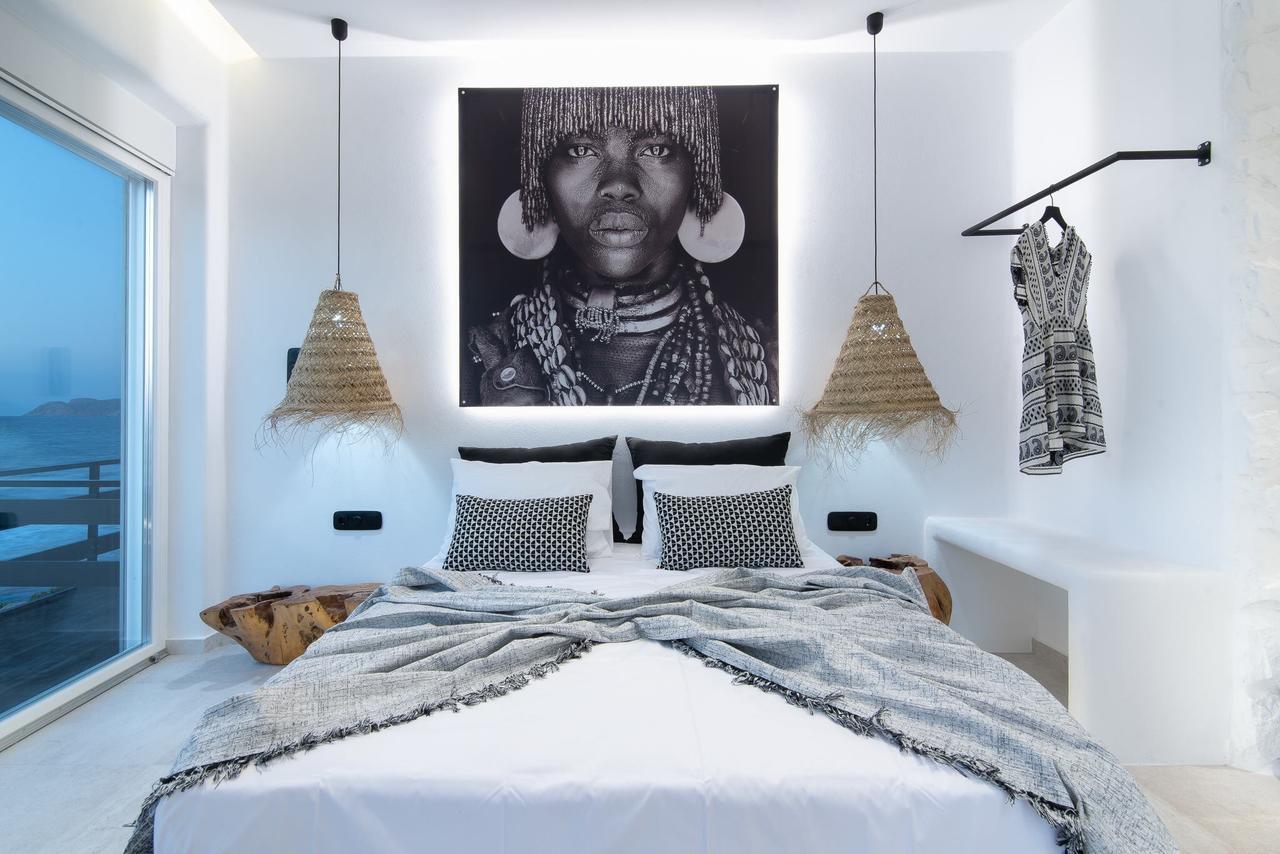 Portara Seaside Luxury Suites Naxos City Bagian luar foto