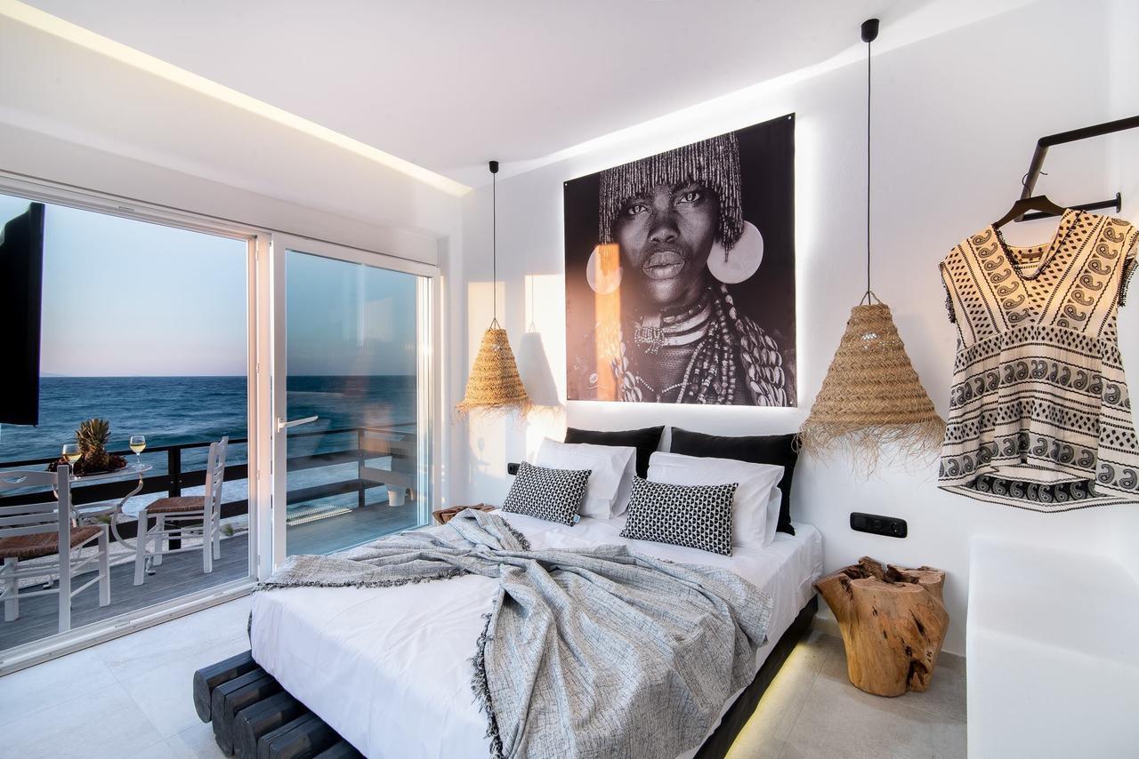 Portara Seaside Luxury Suites Naxos City Bagian luar foto